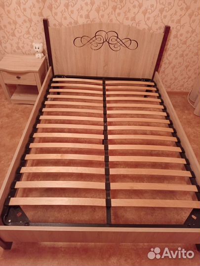 Кровать двухспальная