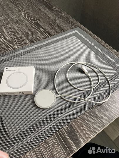 Зарядное утройство Madsafe charger
