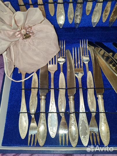 Набор столовых приборов мельхиор