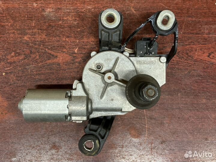 Моторчик заднего стеклоочистителя гольф 6