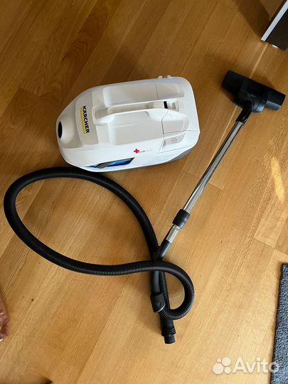 Пылесос Karcher с водяным фильтром DS6