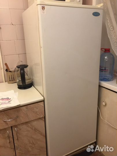 Холодильник бу бирюса