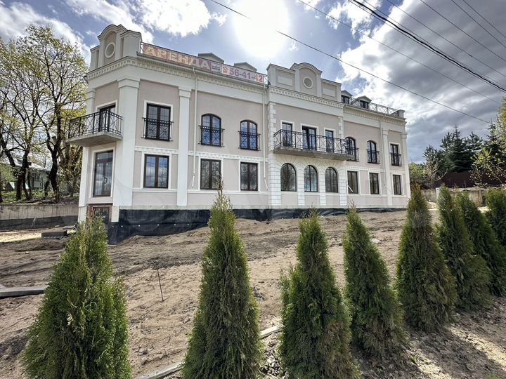 Здание, 1070 м²