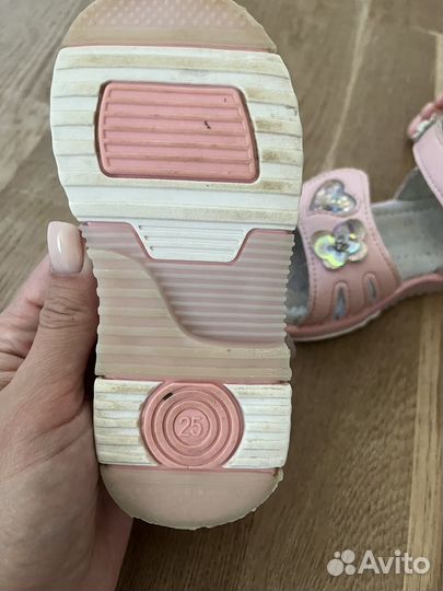 Босоножки для девочки