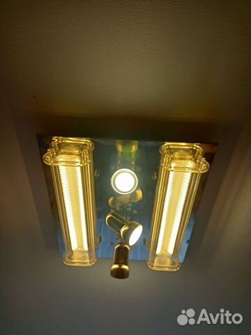 Люстра и бра 2 штуки