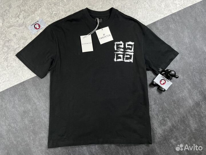 Футболка Givenchy Oversize