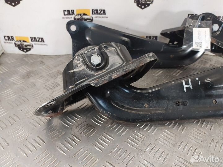 Рычаг задний продольный