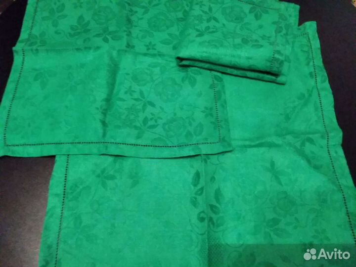 Салфетки и скатерти льняные