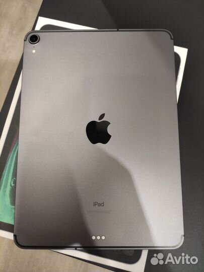 iPad pro 11 64gb Wi-Fi + cellular (сим-карта)