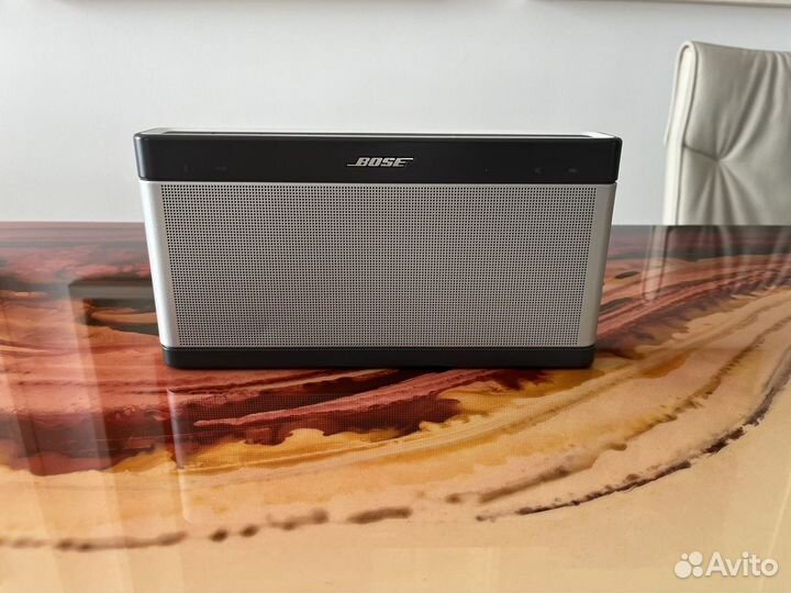 Bose SoundLink III (Портативная Bluetooth-колонка)