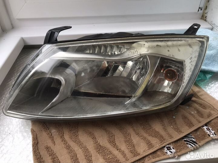 Фара передняя Гранта