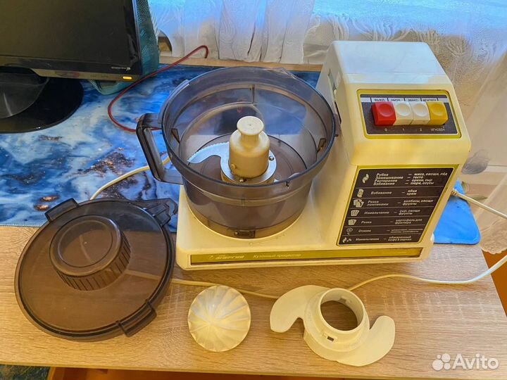 Кухонный комбайн Энергия