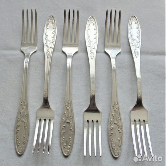 Десертные вилки 6 штук. Мельхиор СССР клеймо мнц