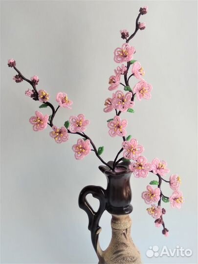 Сакура из бисера