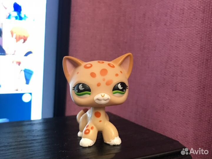 Littlest Pet Shop кошечка стоячка