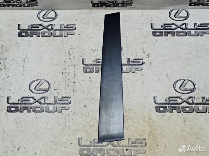 Молдинг на дверь лев. перед. Toyota Land Cruiser P