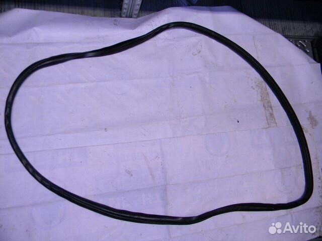 Уплотнитель (внутри) Lancer (CX,CY) 2007