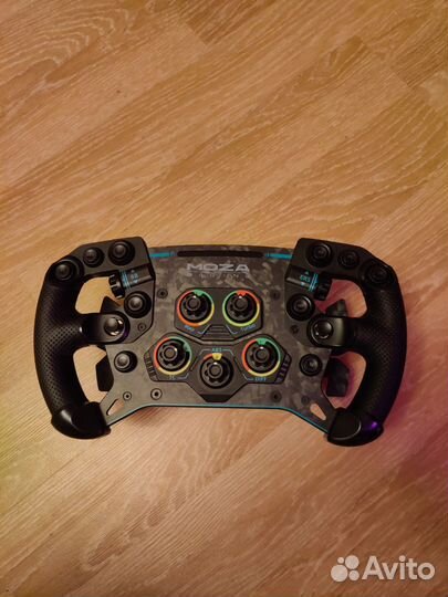 Рулевое колесо для симрейсинга Moza GS V2