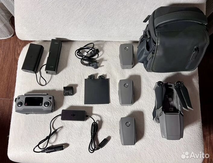 Квадрокоптер Dji Mavic 2 zoom + Fly More Combo Kit