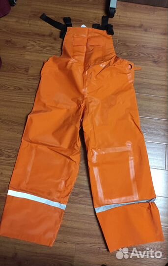 Костюм для защиты от воды