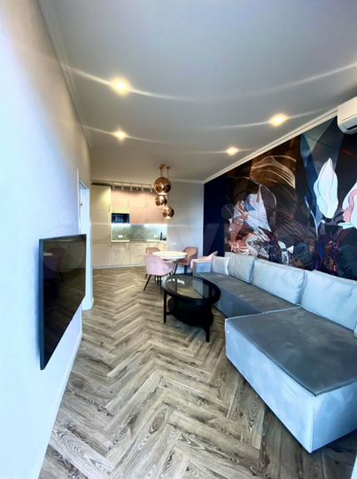 1-к. квартира, 67,3 м², 12/20 эт.