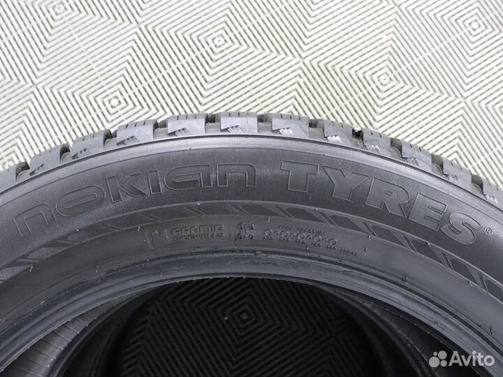 Nokian Tyres Hakkapeliitta 10p SUV 235/55 R20