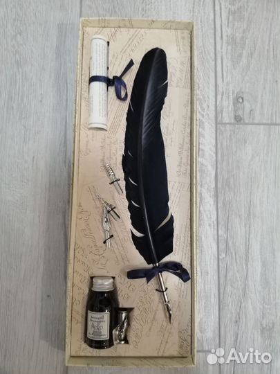 Набор для каллиграфии с чёрным пером