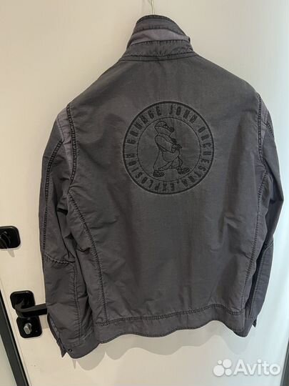 Легкая куртка ветровка gjo.e