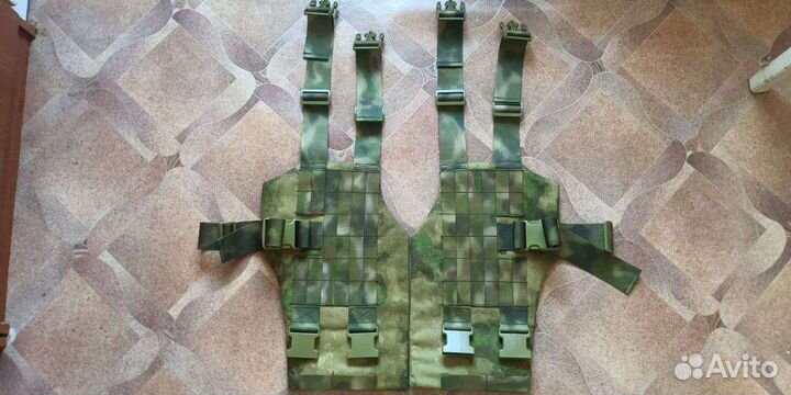 Набедренники военные