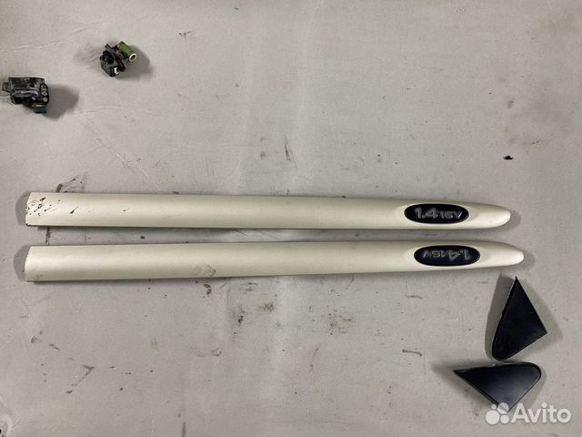 Молдинг двери Renault Symbol I рестайлинг (2002–20