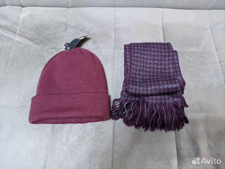 Шапка бордо и шарф фиолетовый