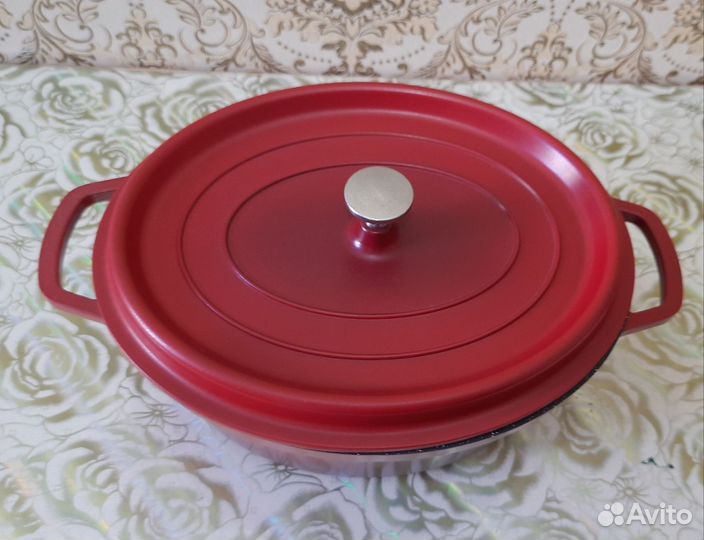 Кастрюля эмалированная большая