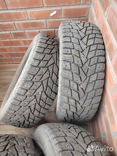 Dunlop Grandtrek Ice 02 225/60 R17