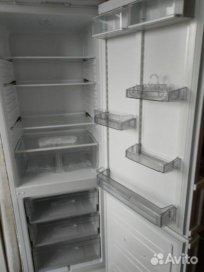 Холодильник Атлант двухкамерный