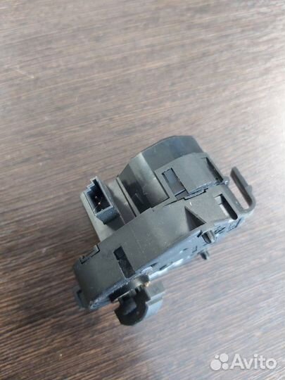 Сервопривод заслонок печки Bmw X3 2.0D E83 N47