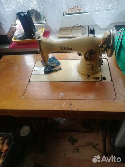 Швейная машина Tikka