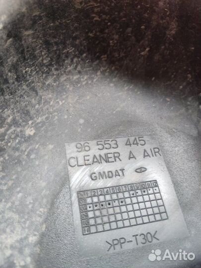 Корпус воздушного фильтра Chevrolet Lacetti седан