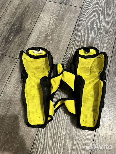 Щитки хоккейные bauer