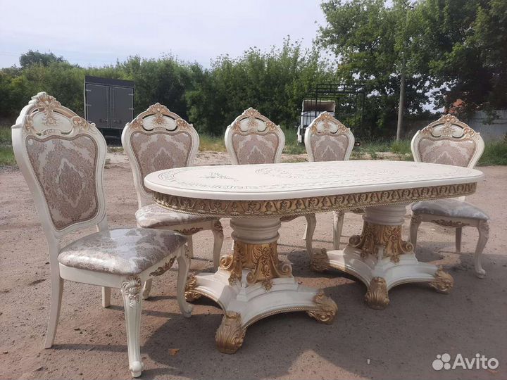 Стол, стулья