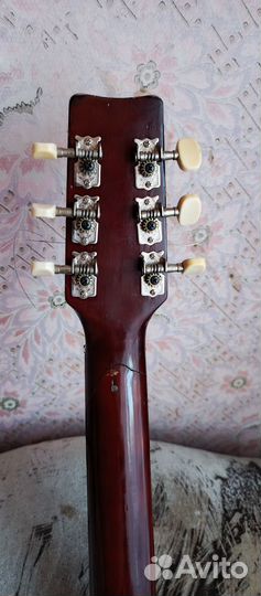 Акустическая гитара бу