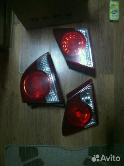 Задние фары на honda civik 4d 2008
