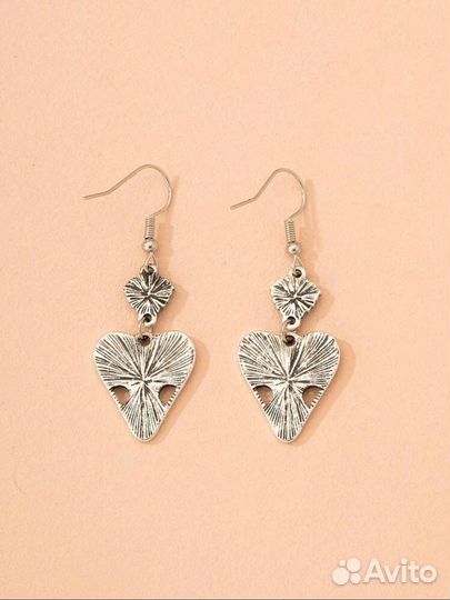 Серьги-подвески с сердечком