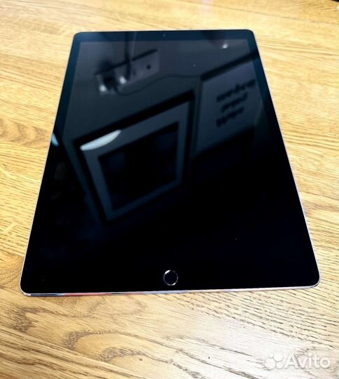 iPad pro 12 9 2017 2 gen 256 gb wi fi only
