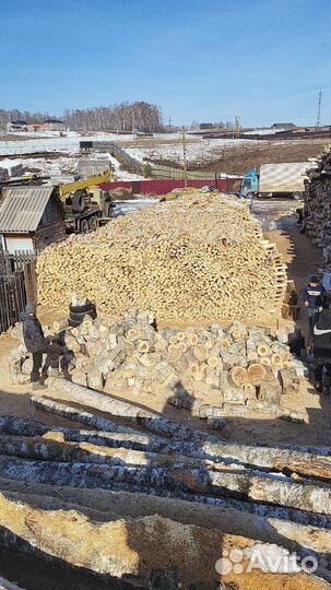 Дрова березовые колотые.укладка в дровеник