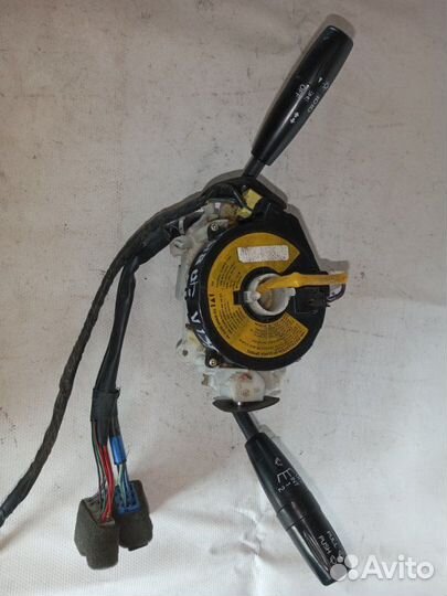 Блок подрулевых переключателей Kia Spectra