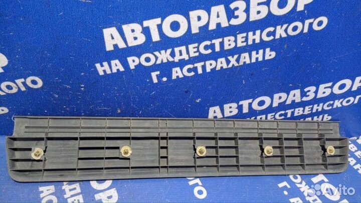 Накладка на порог Mitsubishi Pajero 3 внедорожник