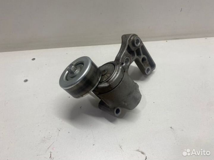 Натяжитель ремня Toyota Land Cruiser prado 150