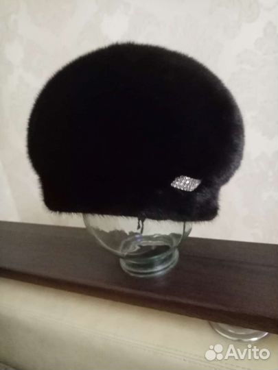 Берет женский норковый