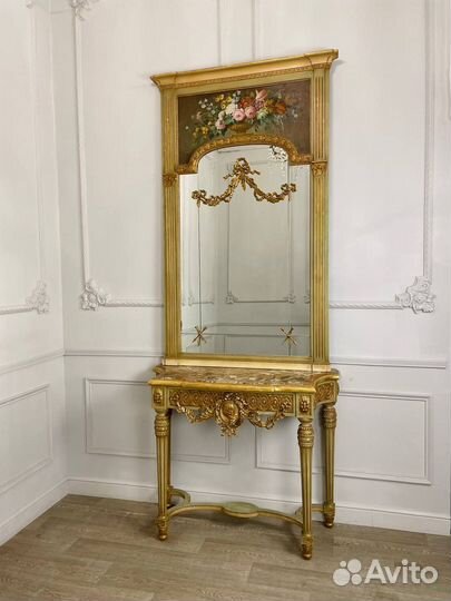 Антикварное зеркало с консолью начала XX века