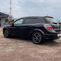 Opel Astra 1.6 MT, 2011, 180 000 км, с пробегом, цена 750 000 руб.